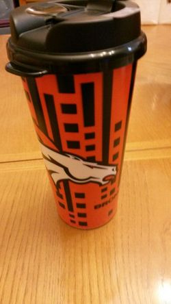 Denver Broncos travel cup with lid