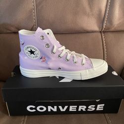 CONVERSE High Top Size 8.
