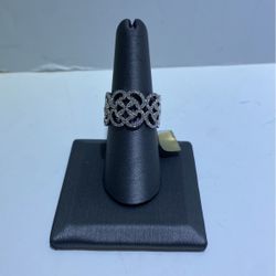 Ladies Ring 