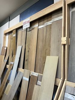 Waterproof laminate flooring for Sale! 8.3mm scratch resistant