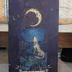 La Luna Wolf Canvas