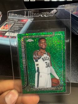 Topps Chrome UPDATE Speckle Giannis SSP Image Variation /99