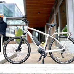 REI Co-op E2.1 Bike