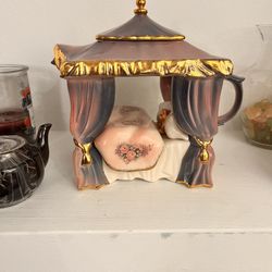 Teddy Bear Tea Pot From The Teapottery In England 