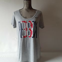Nike Boston Red Sox women's gray short sleeve graphic t-shirt size M 