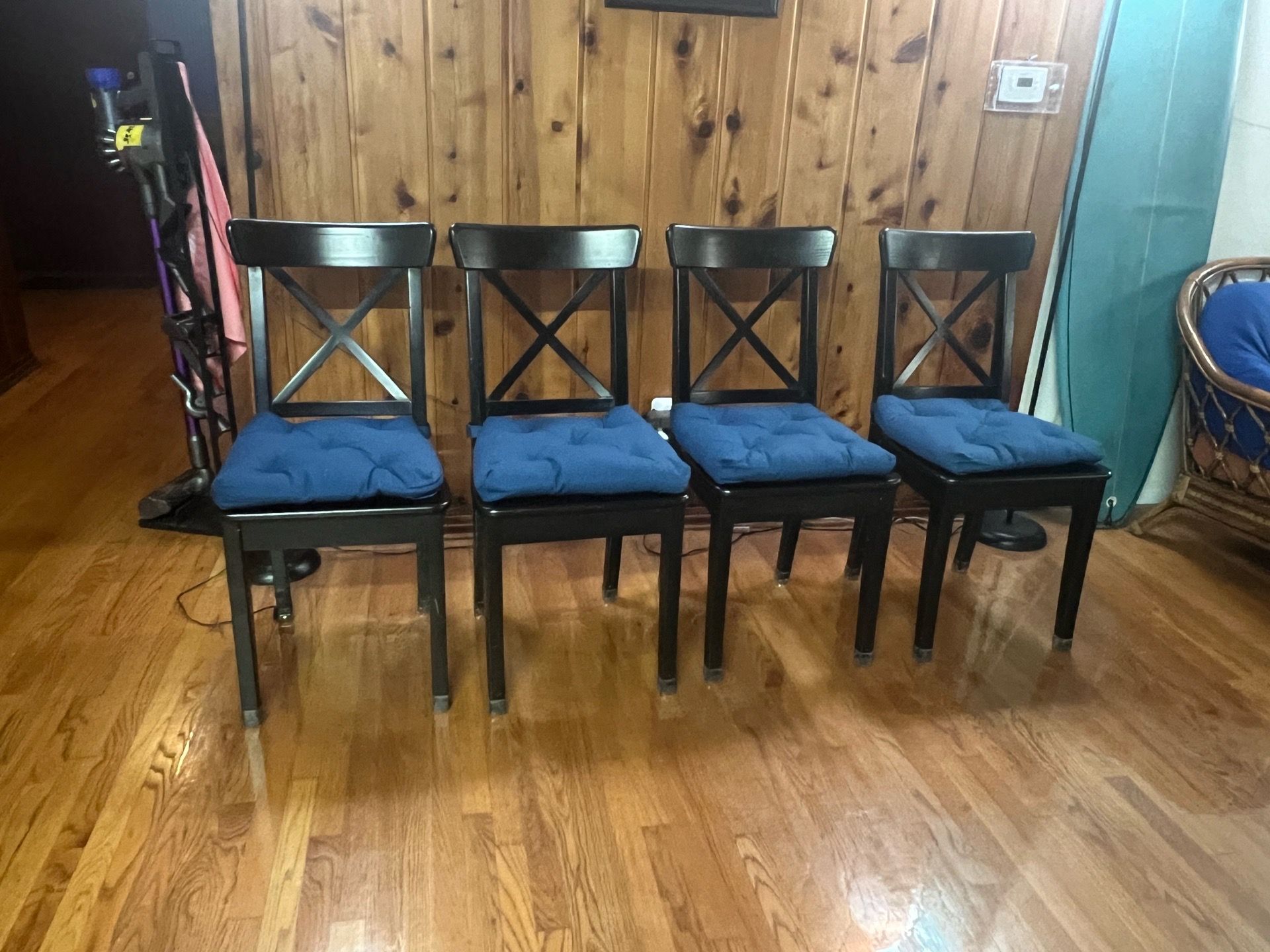 Black Wooden Braxton Farm Dining/Kitchen Chairs
