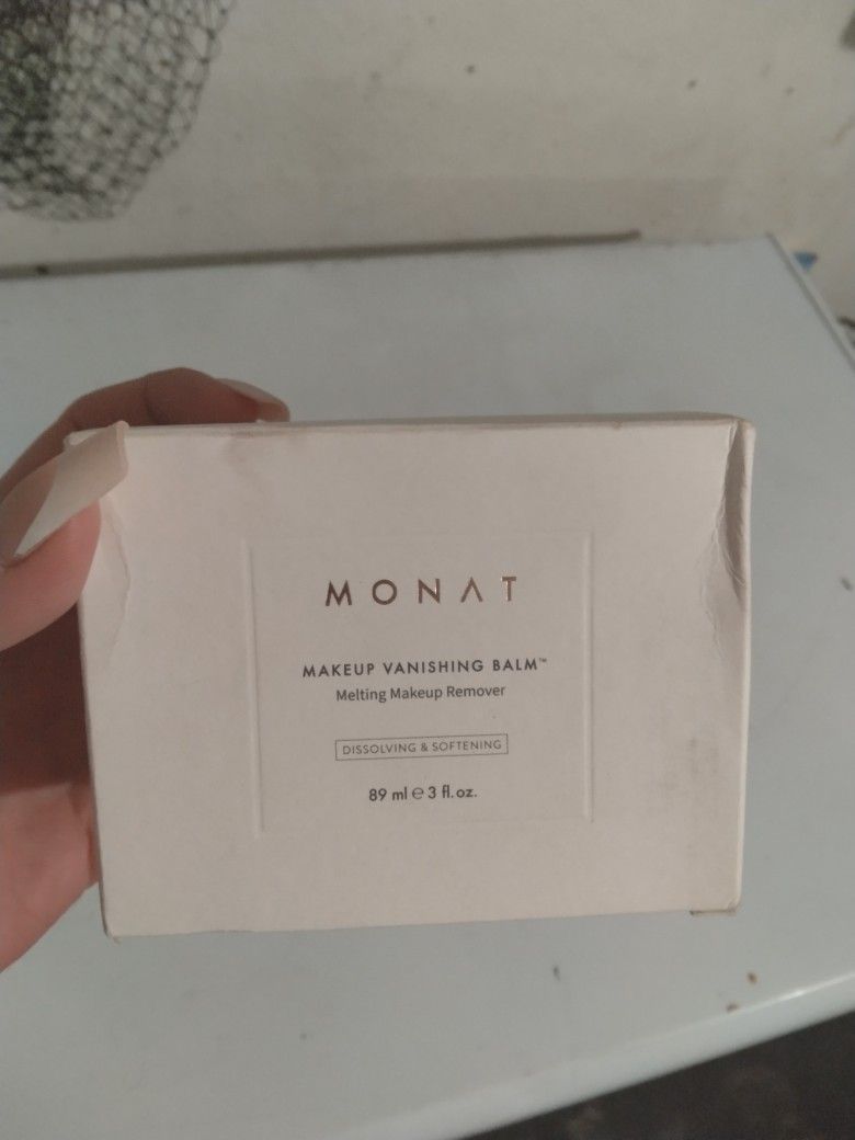 Monat Makeup Vanishing Balm
