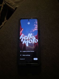Motorola RAZR 2024
