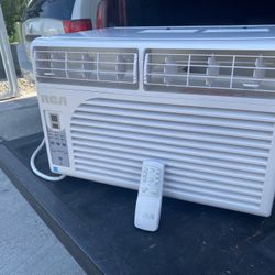 RCA,WINDOW ELECTRONIC AIR CONDITIONER 