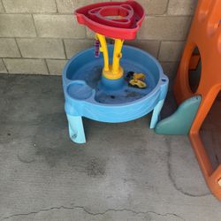 Play Apparatus And Water table 