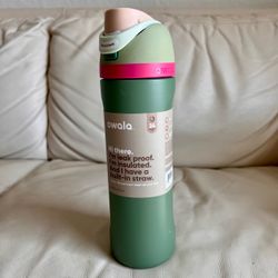 Owala Free Sip Insulated Water Bottle Built-In Straw - Olive Green & Pink 24 oz