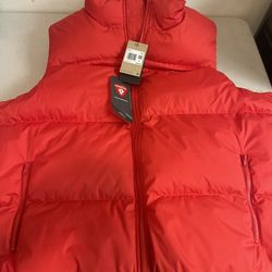 Nike Club Sleeveless down jacket