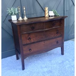 Stunning Antique Oak Dresser