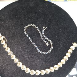 Vintage Soild Gold Bracelet 