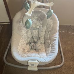 Graco Simple Sway Swing 