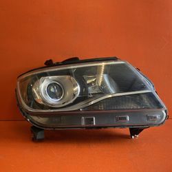 2015-2021 Chevy Colorado Right Headlight OEM PASSENGER 