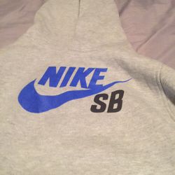 Brand NEW Nike SB Boys hoodie jacket size 10-12
