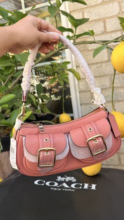 Coach Ashton Shoulder bag