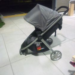 Britax B-Lively Stroller 