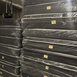 Queen Pillowtop Mattress and box spring new In Plastic free delivery in Atlanta