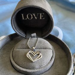 Diamond And Blue Sapphire Necklace