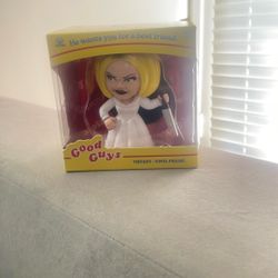 Good Guy’s . He Wants You For Our Best Friend.. Tiffany - Tell Me WhatFigure  figuring