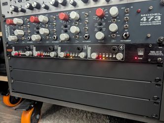 Warm Audio WA412 microphone preamp