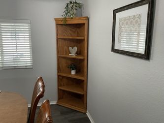 Corner cabinets