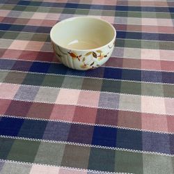 Hall's Superior Quality Kitchenware bowl