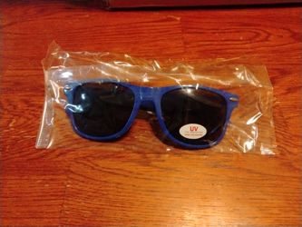 80 pairs of plus SUNGLASSES