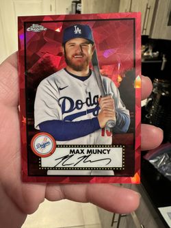 2021 Topps Chrome Platinum Anniversary Red Sapphire Max Muncy Dodgers /100