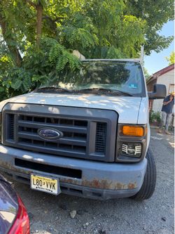 2013 Ford E-250