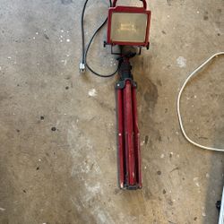 Tripod Light