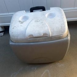 Igloo Wheeled Cooler