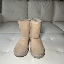 Ugg Boots Size 8