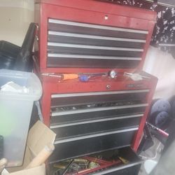 🧰 Craftsman Tool Chest – LOADED w/ Tools