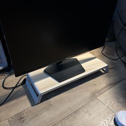Dell 27” Computer Monitor And Stand
