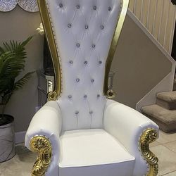 Throne chair