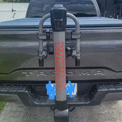 Yakima tow hitch bike rake