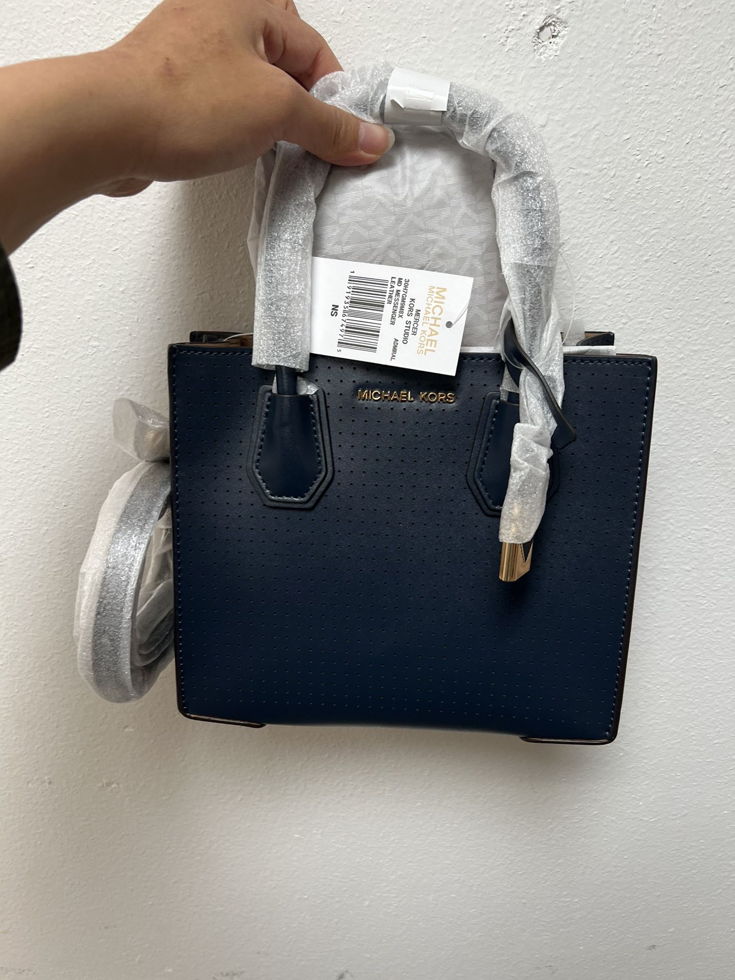 Michael Kors Mercer MK MD Messenger Bag Blue Admiral Leather New In Packaging