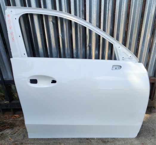 2023 2024 2025 2026 MERCEDES BENZ GLC300 GLC RIGHT FRONT PASSENGER DOOR