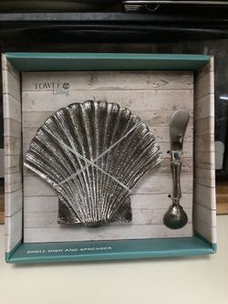 Towle Shell Dish & Spreader