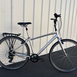 Specialized Hybrid Commuter Road Bike