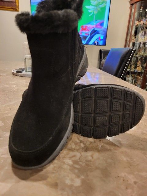 SKETCHES BOOTS FOR WOMEN & SIZE 9 ........πππ