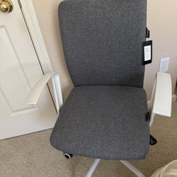 brand new office chair $35