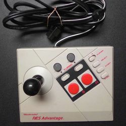 Nintendo nes advantage controller and zapper gun