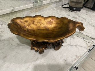Golden keaf pot