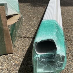 GUTTER SYSTEM Amerirmax Home Products K-Style Gutter With Gutter Connectors Downspout Elbows Inside Mitre And Drop Outlets White Acrylic Vinyl 