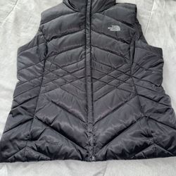 WOMENS LARGE NORTH FACE PUFFER VEST BLACK 550