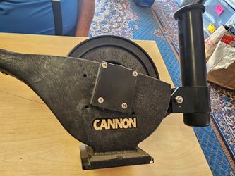 Cannon Sport Troll Manual Downrigger with wire line
